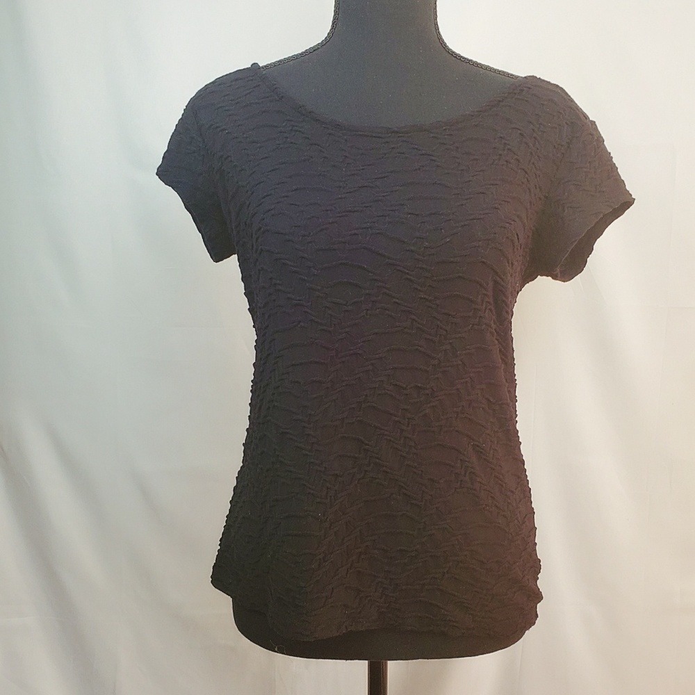 Women's Liz Claiborne Black Textured Tee